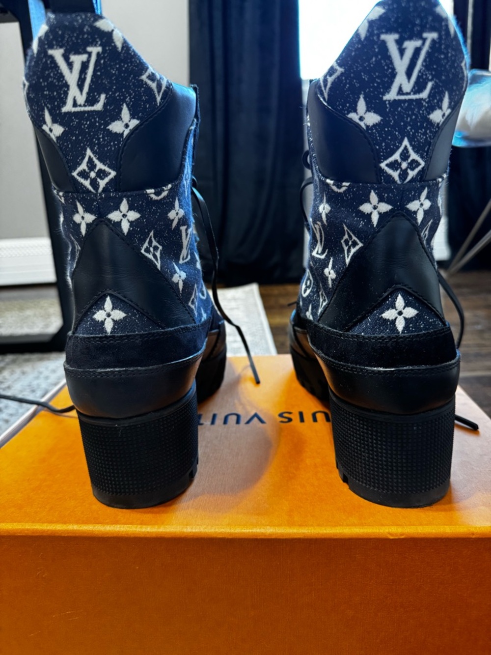 Louis Vuitton Blue and White Monogram Lug Lace-Up Boots. Worn twice - Picture 7 of 8